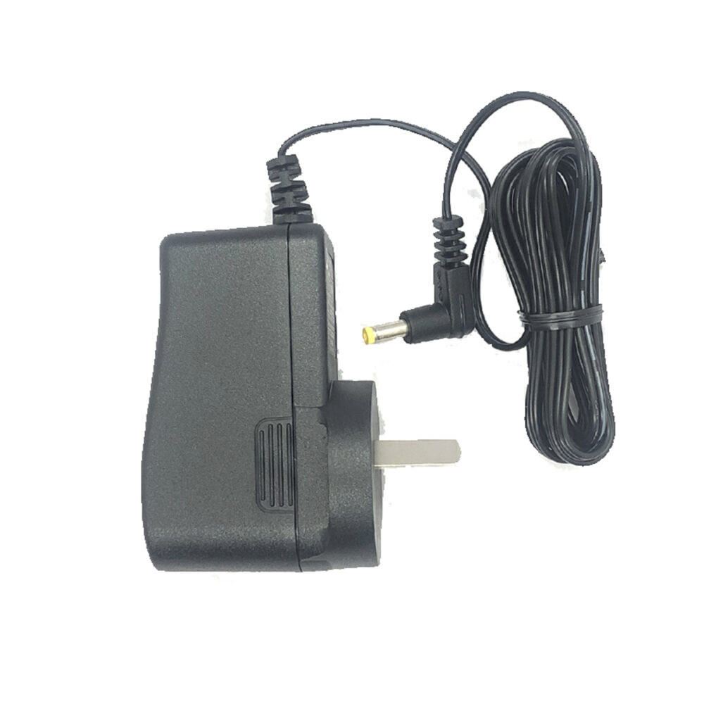 Fuente de Carga Yaesu PA-43F